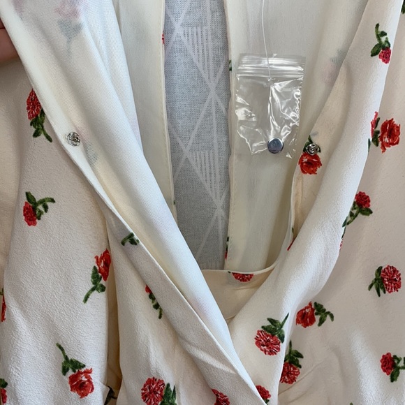 Romantic Surplus Floral Romper - Picture 6 of 8